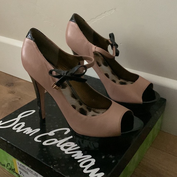 Sam Edelman Shoes - New SAM EDELMAN Jewel Bow Peep Toe Heel Nude